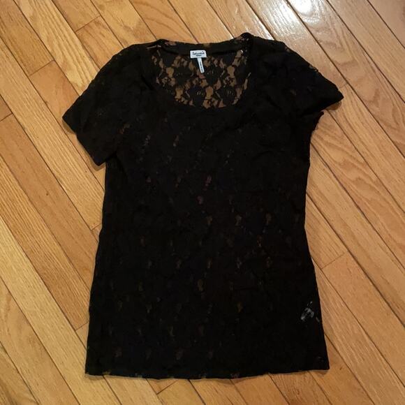 Splendid lace rose top black size Medium - Picture 3 of 5
